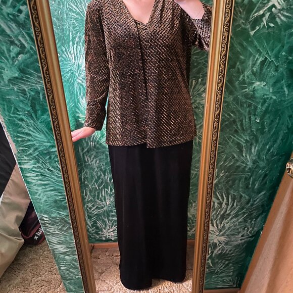 Oblique 2 piece Velvet Dress with cardigan - Picture 1 of 14